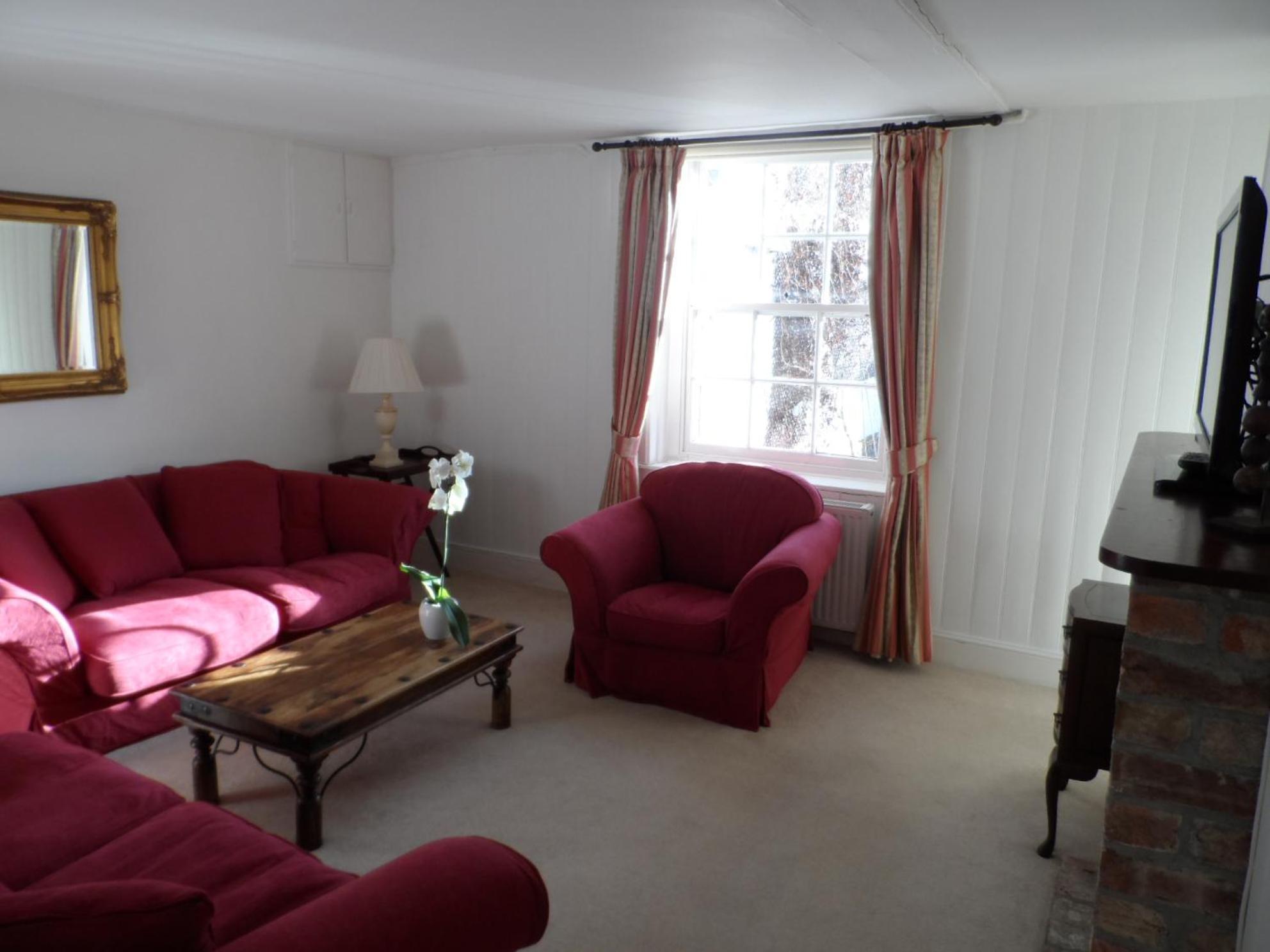 Stonehenge Village Cottage: Charming 3-Bedroom Near Historic Sites Pewsey Exterior photo
